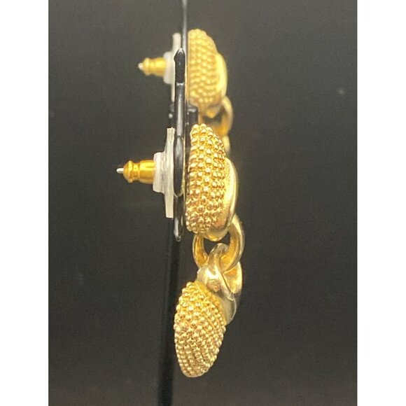 Vintage E. Pearl Signed Gold Tone Heart Drop Earrings Textured Dangle Caviar 1.5 - Picture 5 of 8